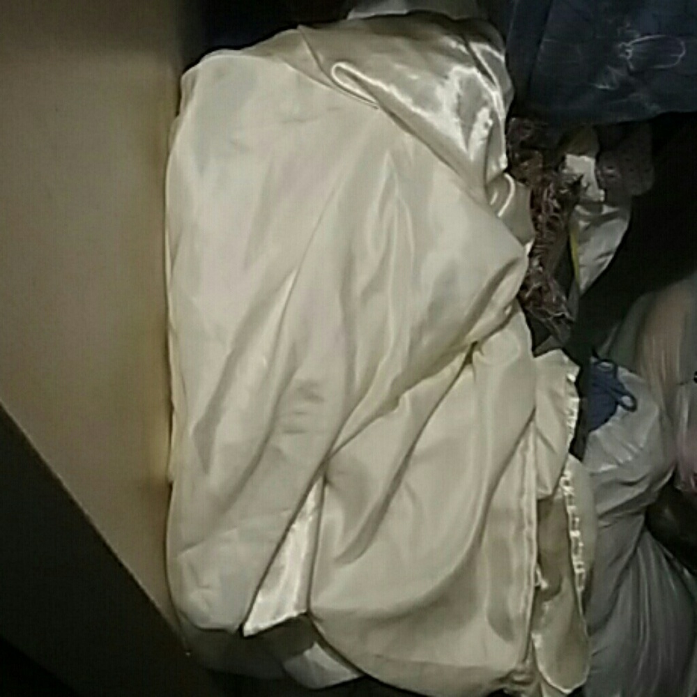 Bed sheets- unfitted, Ployester